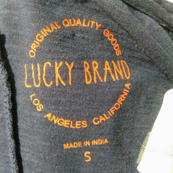 TEE SHIRT*BLUE W/TRIBAL DESIGN*WOMEN/JUNIOR S*LUCKY BRAND - Picture 6 of 6